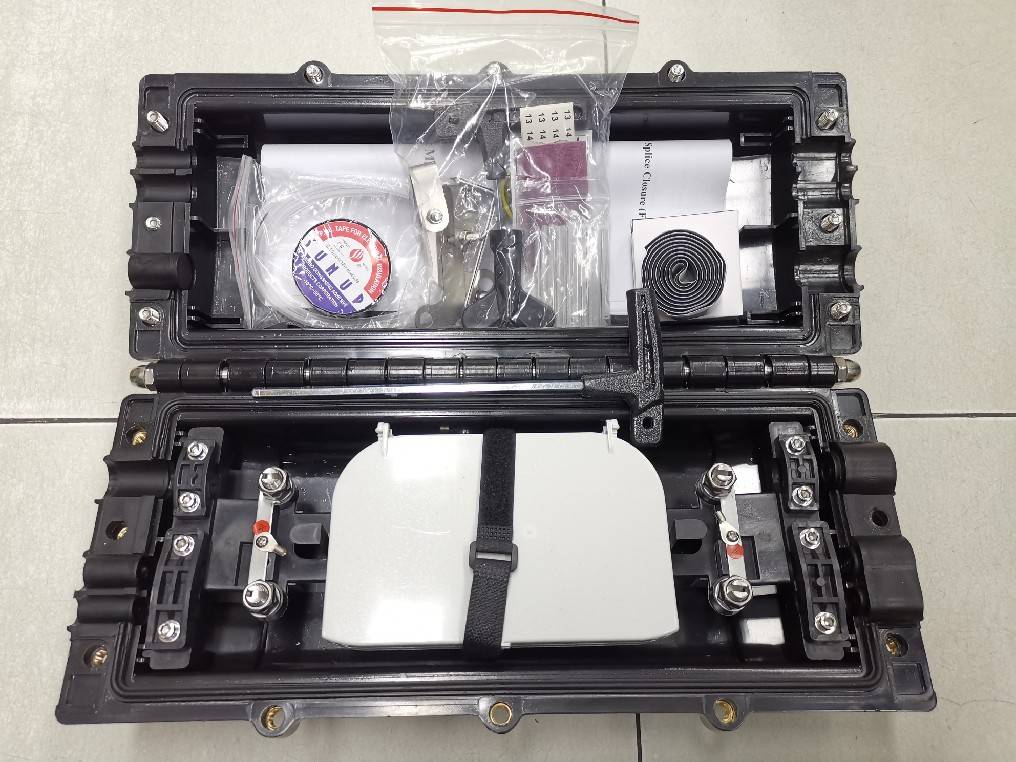 กล่องต่อสายไฟเบอร์ 24C FO. Splice Closure, 2 Tray ; LINK / UF-3042A